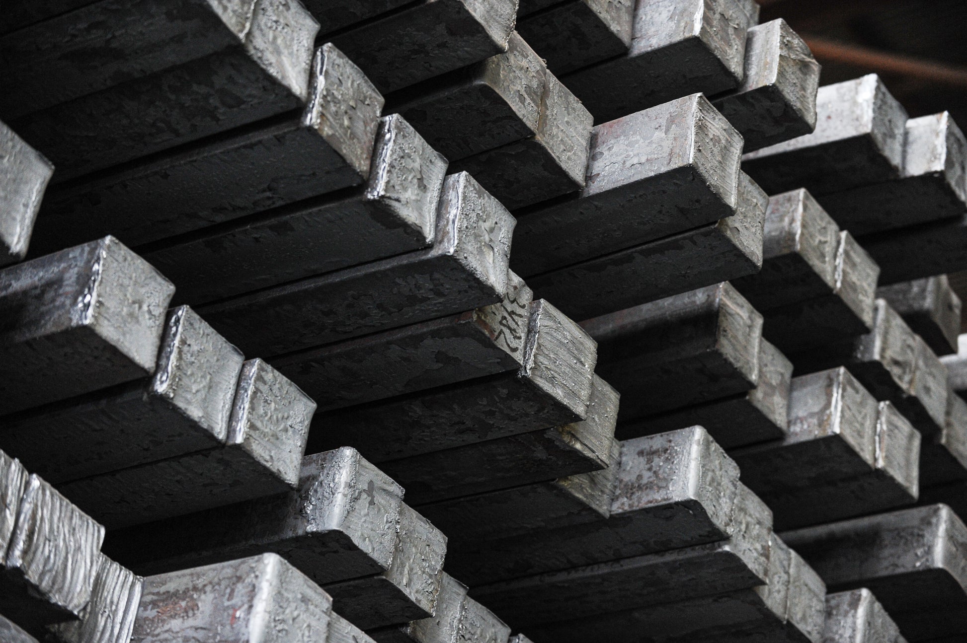 3/4" X 20' Hot Rolled Steel Square Bars A36 | Industrial Metal Supply